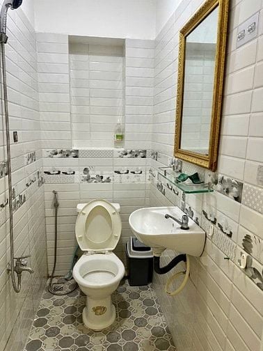 Bán Nhà đường Thích Quảng Đức, P5, Phú NHuận, hẻm xe hơi, 2 lầu