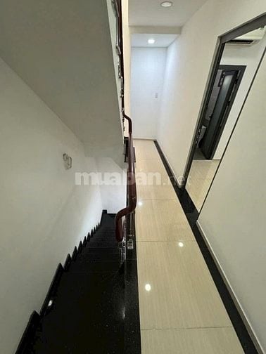 Nhà hxh dt55m2 đúc thật 2 lầu 4pn đường Hồ Văn Long BHH B, Q.Bình Tân