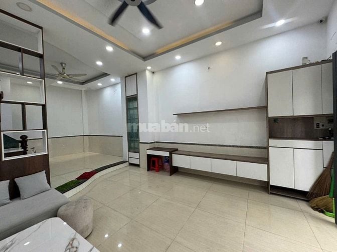 Nhà hxh dt55m2 đúc thật 2 lầu 4pn đường Hồ Văn Long BHH B, Q.Bình Tân