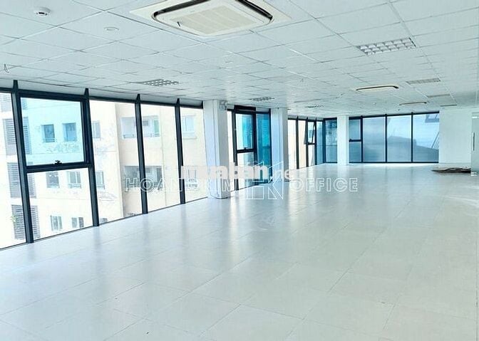 Cho thuê tòa nhà văn phòng Bạch Đằng Tân Bình 120m2/sàn giá rẻ khu vực