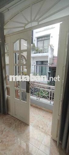 2 Phòng trọ Q10 đường Hồ Bá Kiện ngay công viên Lê Thị Riêng