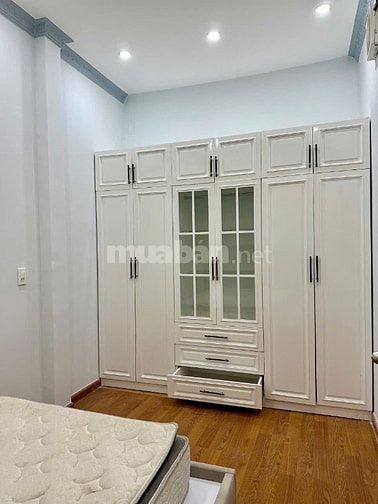 Bán Nhà đường Thích Quảng Đức, P5, Phú NHuận, hẻm xe hơi, 2 lầu