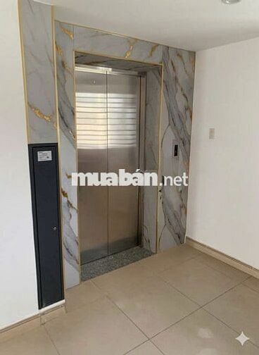 Cho thuê tòa nhà đường Trường Chinh Tân Bình, 291m/sàn, 4 tầng giá tốt