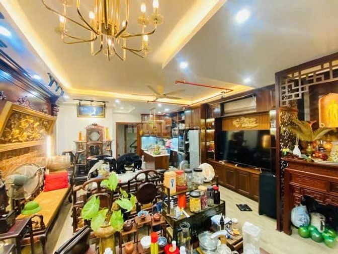 Bán nhà 7 tầng 62m - mặt tiền 6m - Kim Đồng giá hơn 20 tỷ