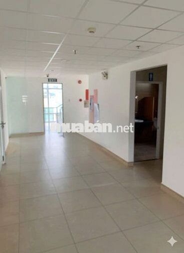 Cho thuê tòa nhà đường Trường Chinh Tân Bình, 291m/sàn, 4 tầng giá tốt