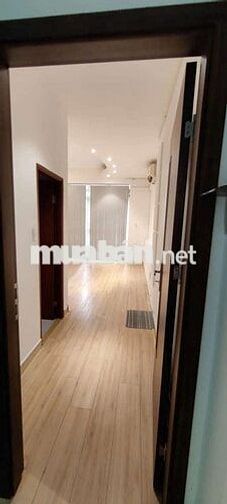 DT 8 X 20m 1 trệt 3Lầu Sân Thượng (Sàn Trống Suốt)