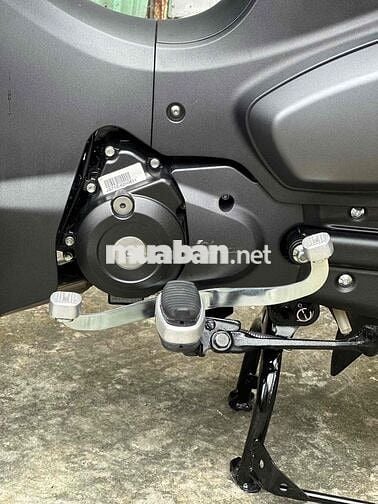 Super Cub 125 đặc biệt đen nhám 2025