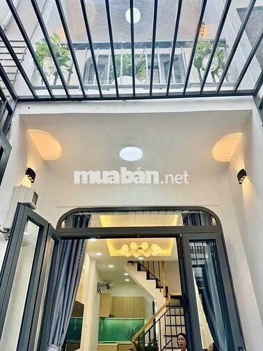 Bán Nhà Trần Văn Đang Q3 1 Lầu 2pn 2wc