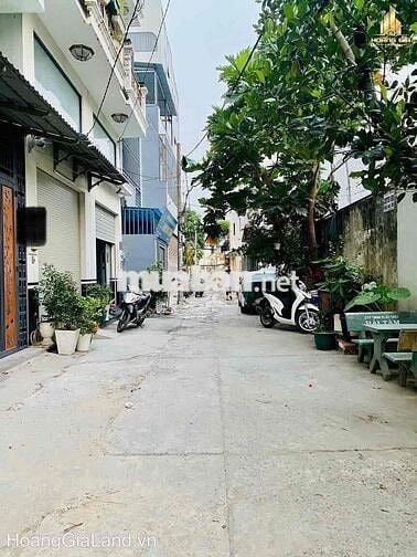 Nhà nguyên căn 1 trệt, 1 lửng, 2 lầu, 2 sân thượng, 4pn,3wc