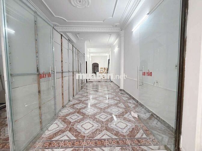 MBKD MẶT TIỀN HỒ BÁ KIỆN Q10 –DT 100m2 –CÓ PHÒNG Ở LẠI – GIÁ CHỈ 25TR