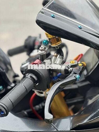 Yamaha R15V4 siêu lướt có trả góp trao đổi ✅