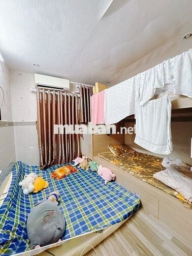 NHÀ TÔN ĐẢN Q4- HẺM 3m- 46m2 - 3 LẦU- 5PN- CHỈ 3.95 TỶ