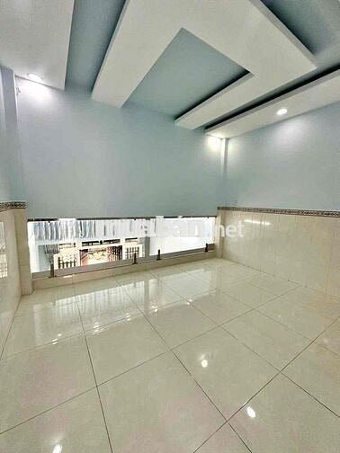 NHÀ GIÁ RẺ 3PN2WC HẺM XE TẢI KÊNH NƯỚC ĐEN BÌNH TÂN