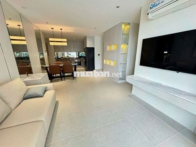 Căn góc 2PN Bến Vân Đồn,3p qua Q.1 view Bitexco cho vay 70% miễn lãi