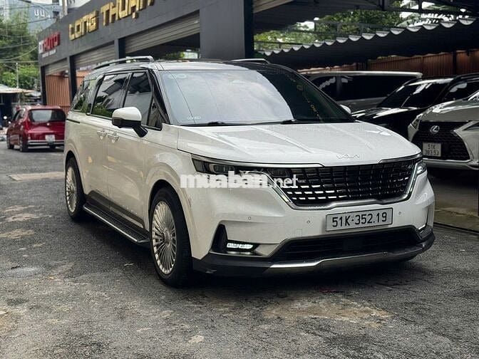 Kia Carnival 2022 2.2D Signature 7 ghế (clone)