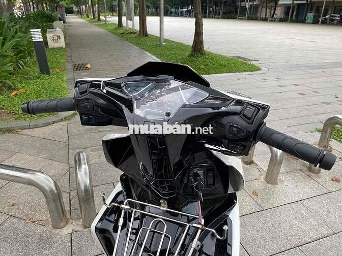 xe bán chính chủ sang tên hoặc uỷ quyền cho ae