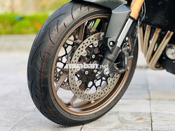 Mạnh Hà Motor bán CB650R dkld 2024 odo 3k lướt