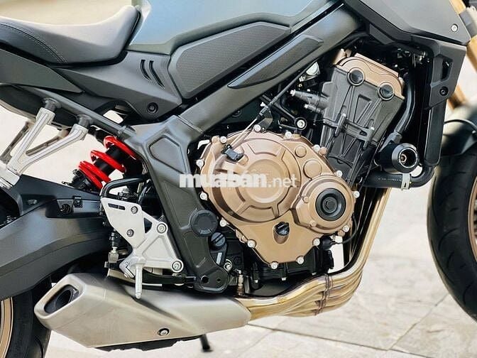 Mạnh Hà Motor bán CB650R dkld 2024 odo 3k lướt