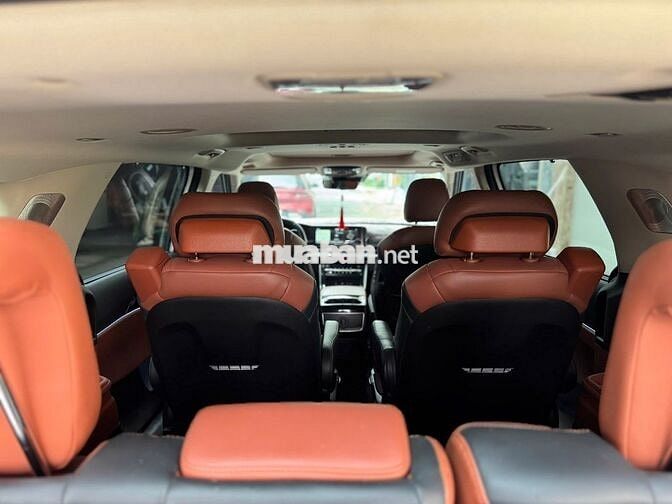 Kia Carnival 2022 2.2D Signature 7 ghế (clone)