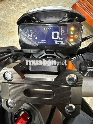 Mạnh Hà Motor bán CB650R dkld 2024 odo 3k lướt