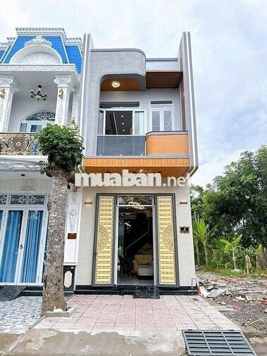 Cần bán nhà 1 lầu 945Tr,Hóc MôN,Sổ Riêg mới sửa đẹp gần chợ Đông Thạnh