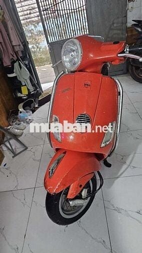 cần bán xe máy vespa dòng kim phun điện tử 2013