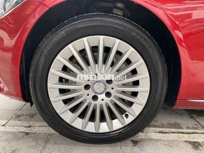 Mercedes Benz C250 Exclusive 2016 màu đỏ