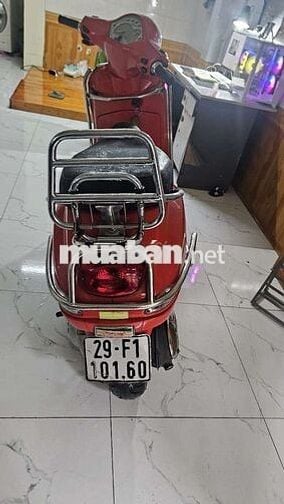 cần bán xe máy vespa dòng kim phun điện tử 2013
