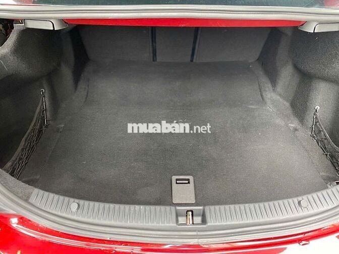 Mercedes Benz C250 Exclusive 2016 màu đỏ