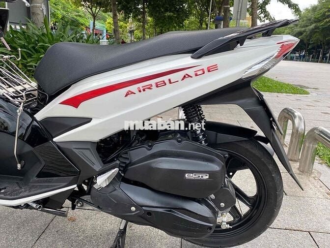 xe bán chính chủ sang tên hoặc uỷ quyền cho ae