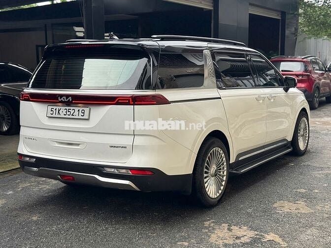 Kia Carnival 2022 2.2D Signature 7 ghế (clone)