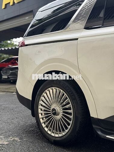 Kia Carnival 2022 2.2D Signature 7 ghế (clone)