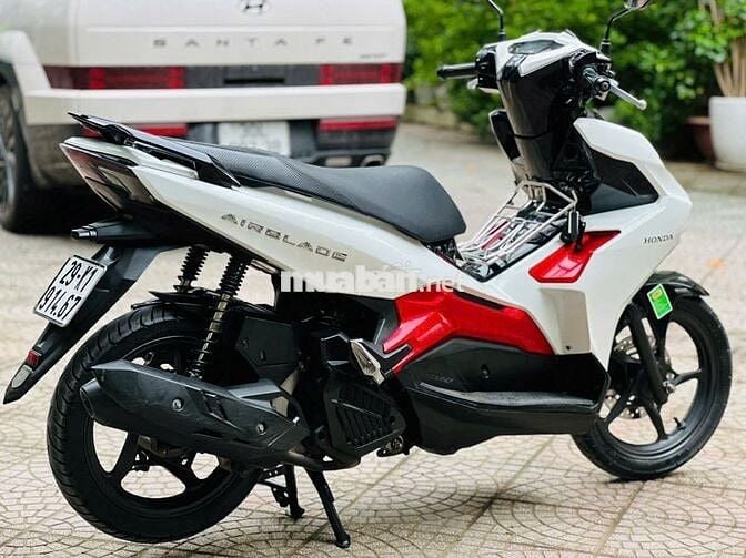 Honda Air Blade Trắng Đỏ Đen