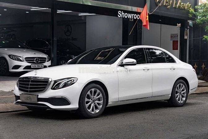 Mercedes Benz E200 2017 - 82000 km