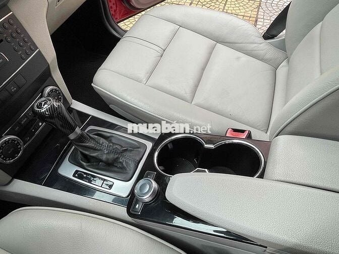 Mercedes Benz GLK Class 2010 300 4Matic - 170000 k