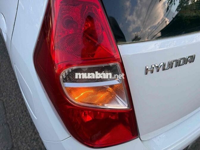 HYUNDAI I 10 NHẬP ẤN ĐỘ 2011 AT bảng 1.2 cữa cóc