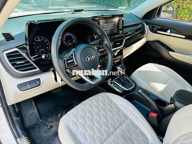 Kia Seltos 2021 Luxury 1.4 AT - 50000 km