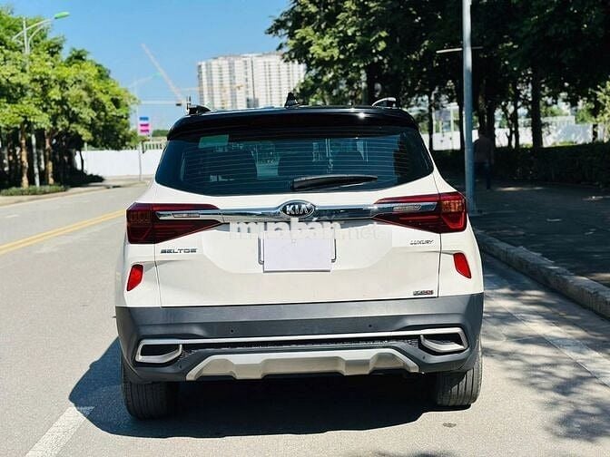 Kia Seltos 2021 Luxury 1.4 AT - 50000 km