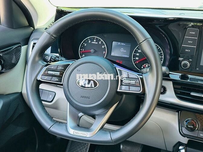 Kia Seltos 2021 Luxury 1.4 AT - 50000 km