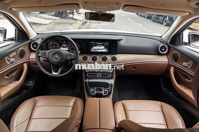 Mercedes Benz E200 2017 - 82000 km