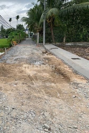 Chính chủ ngộp 126m2. Giáp KV 4/TT Đức Hòa 720 triệu TL chính chủ