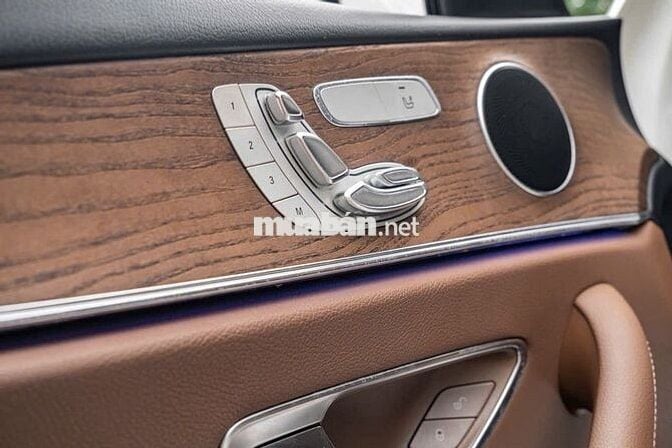 Mercedes Benz E200 2017 - 82000 km