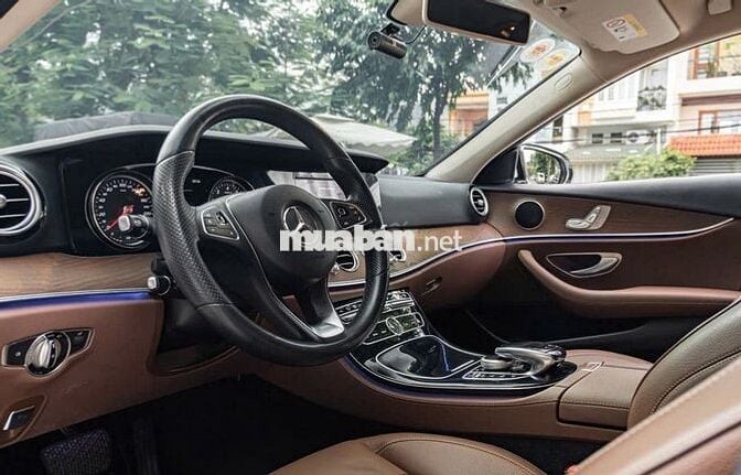 Mercedes Benz E200 2017 - 82000 km