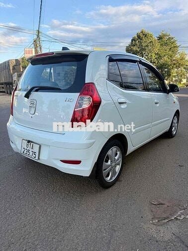 HYUNDAI I 10 NHẬP ẤN ĐỘ 2011 AT bảng 1.2 cữa cóc