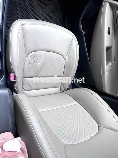 Kia Rio 2015 1.4 AT Hatchback - 83000 km