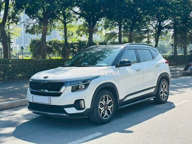 Kia Seltos 2021 Luxury 1.4 AT - 50000 km