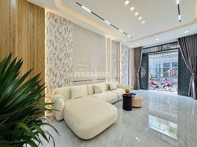 Chủ định cư bán gấp nhà Trường Sa BThanh - Sang xịn mịn chỉ hơn 2 tỷ