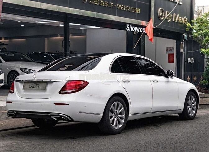 Mercedes Benz E200 2017 - 82000 km