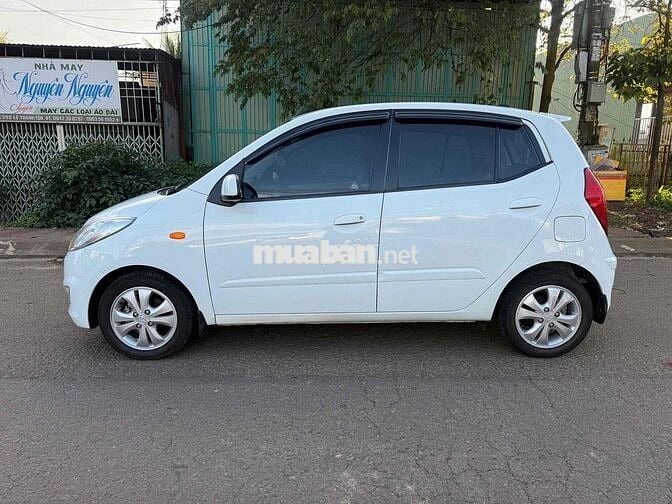 HYUNDAI I 10 NHẬP ẤN ĐỘ 2011 AT bảng 1.2 cữa cóc