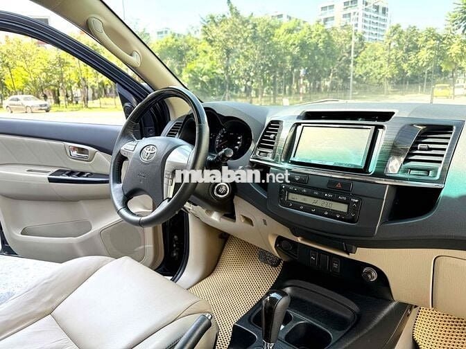 Toyota Fortuner 2.7V 4x2 2016